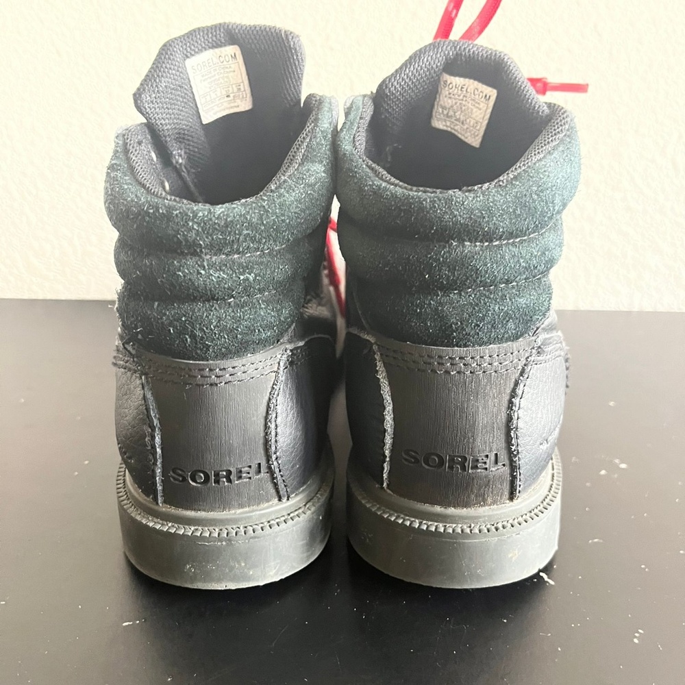 Sorel Unisex Madson Black Waterproof Hiker Boots Size 2 Style NY2994-010 - Picture 3 of 8